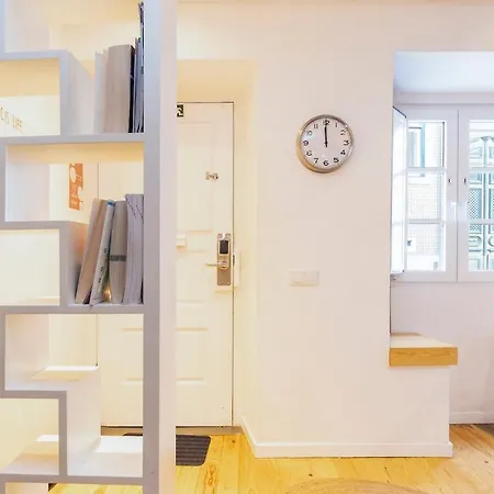 Апартаменти Your Home In Mouraria Castle And Music Лісабон