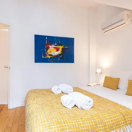Апартаменти Your Home In Mouraria Castle And Music Лісабон