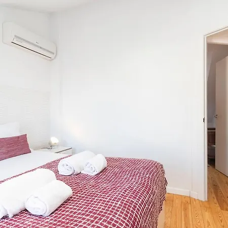 Your Home In Mouraria Castle And Music * Лісабон