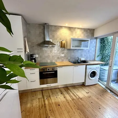 Your Home In Mouraria Castle And Music *