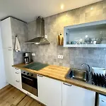 Your In Mouraria Castle And Music Apartamento *