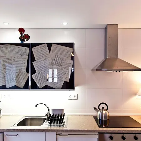 Mouraria Musica & Romance Apartment Lisbon