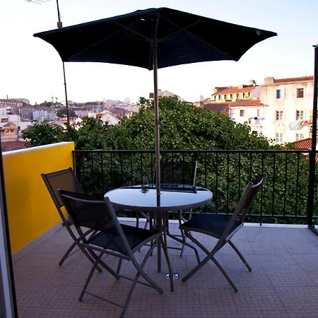 Mouraria Musica & Romance Apartment Lisbon