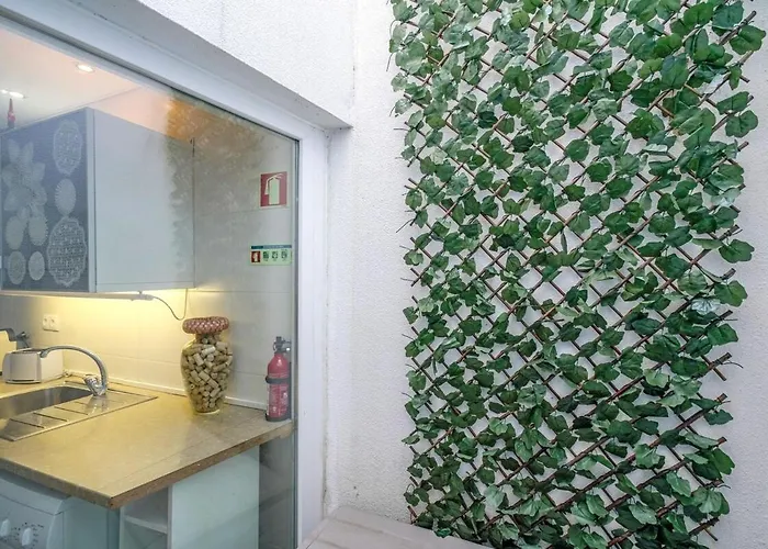 アパート Your In Mouraria Castle And Music リスボン