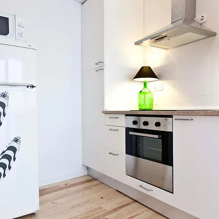 Your Home In Mouraria Castle And Music Lisboa